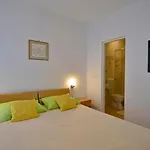 Apartament Dinka Milicic *