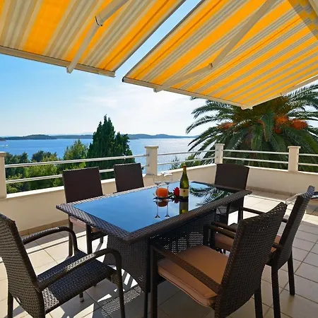 Dinka Milicic Apartment
