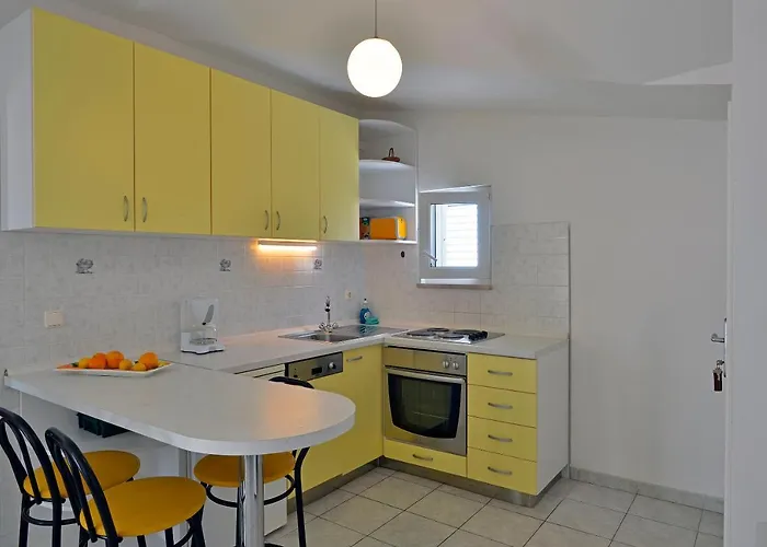 Apartment Dinka Milicic *